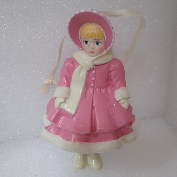 Bundle of Vintage Hallmark Ornaments - Picture 9 of 11